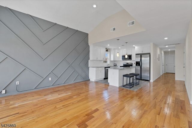 12 Rome St, Newark City, NJ 07105