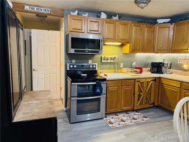 3114 Columbus Avenue, Springfield, OH 45503