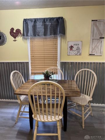 3114 Columbus Avenue, Springfield, OH 45503