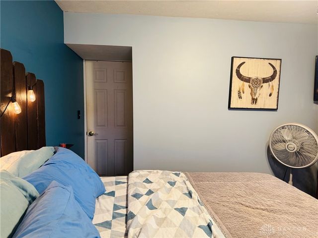 3114 Columbus Avenue, Springfield, OH 45503