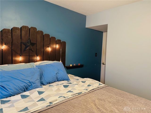 3114 Columbus Avenue, Springfield, OH 45503