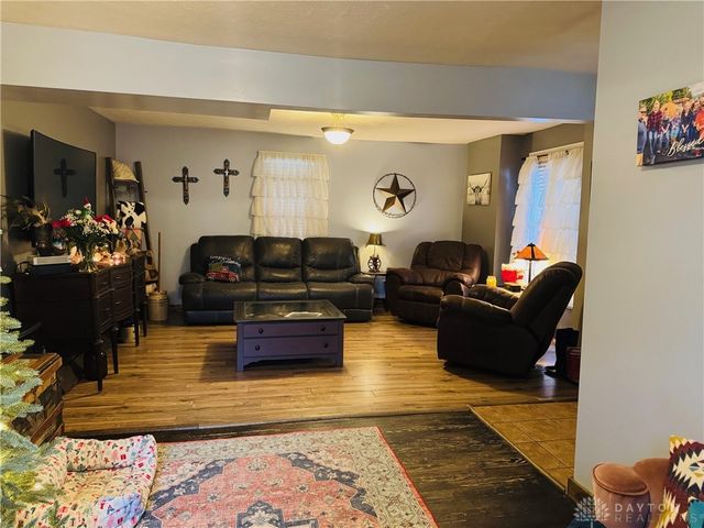 3114 Columbus Avenue, Springfield, OH 45503