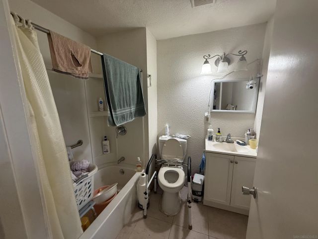 3103-3105 Central, San Diego, CA 92105