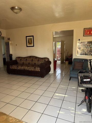 3103-3105 Central, San Diego, CA 92105