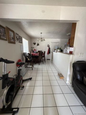 3103-3105 Central, San Diego, CA 92105