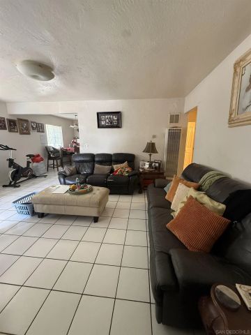 3103-3105 Central, San Diego, CA 92105