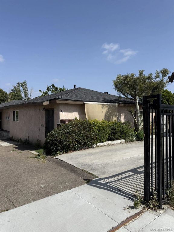 3103-3105 Central, San Diego, CA 92105