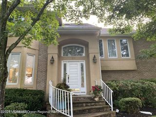 38 Boca Del Mar Court, Holmdel, NJ 07733