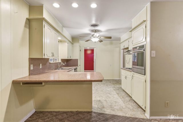 2801 Oak Forest Drive, San Angelo, TX 76904