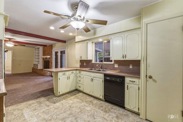 2801 Oak Forest Drive, San Angelo, TX 76904