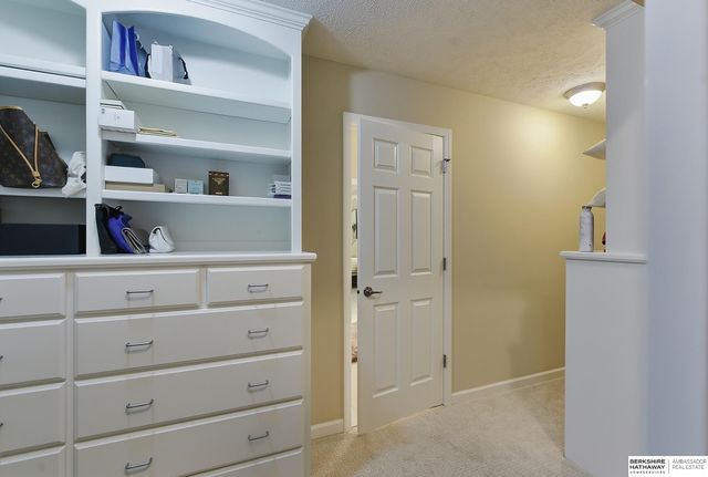 3855 S 177th Avenue, Omaha, NE 68130