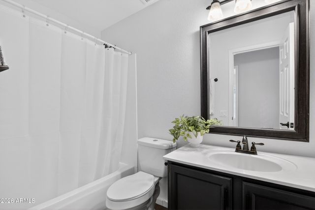 780 N SYCAMORE Place, Chandler, AZ 85224