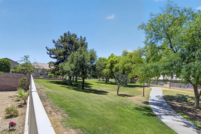 780 N SYCAMORE Place, Chandler, AZ 85224