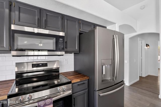780 N SYCAMORE Place, Chandler, AZ 85224