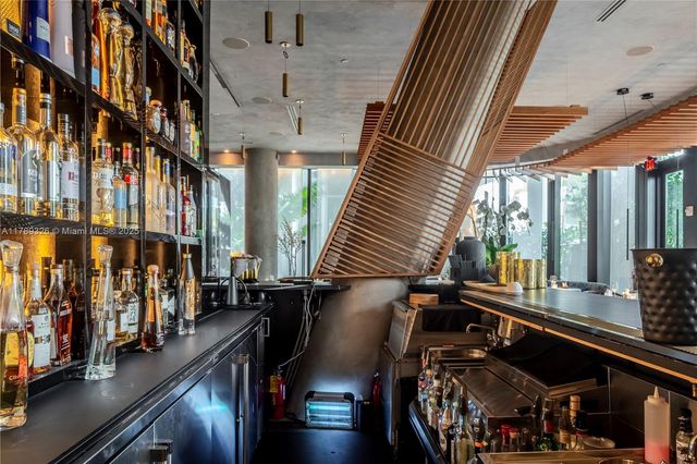 1 Collins Ave CU3, Miami Beach, FL 33139