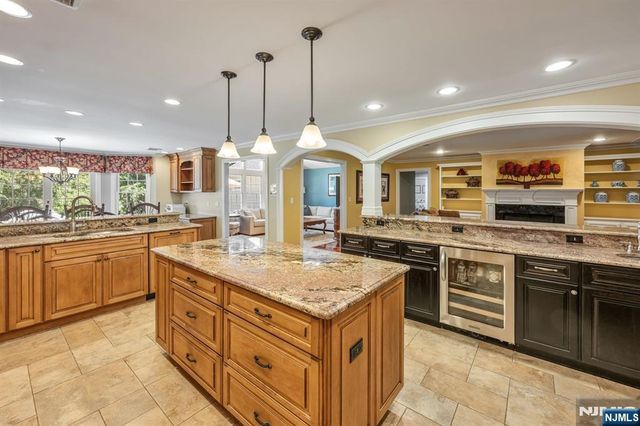 330 Airmount Avenue, Ramsey, NJ 07446