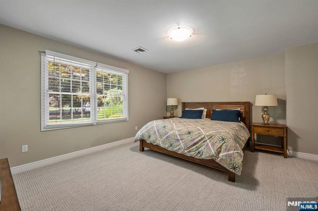 330 Airmount Avenue, Ramsey, NJ 07446
