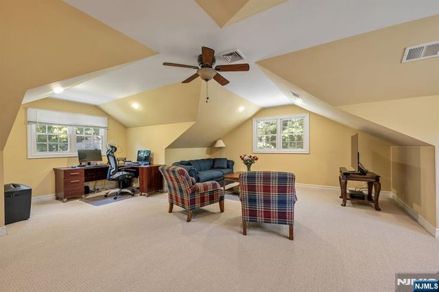 330 Airmount Avenue, Ramsey, NJ 07446