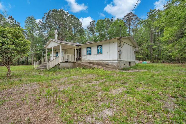 8197 Old Jacksonboro Road, Adams Run, SC 29426