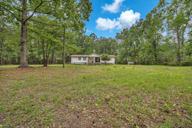 8197 Old Jacksonboro Road, Adams Run, SC 29426