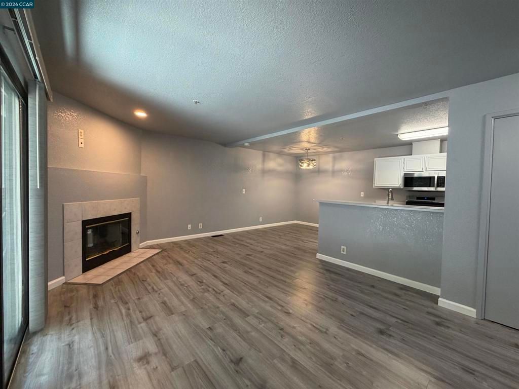 Image 11 of property listing at 113 Sea Crest Cir, Vallejo, CA 94590