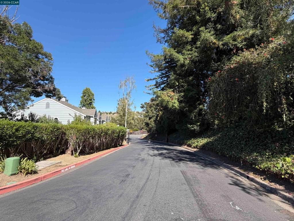 Image 22 of property listing at 113 Sea Crest Cir, Vallejo, CA 94590