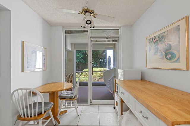 106 Half Moon Circle B1, Hypoluxo, FL 33462