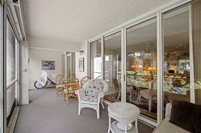 106 Half Moon Circle B1, Hypoluxo, FL 33462