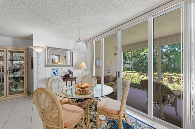 106 Half Moon Circle B1, Hypoluxo, FL 33462