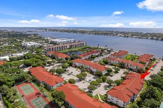 106 Half Moon Circle B1, Hypoluxo, FL 33462