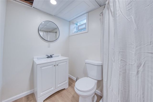 275 Twin Lakes Rd, Unity Twp, PA 15650