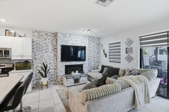 3378 W 112th Street, Hialeah, FL 33018