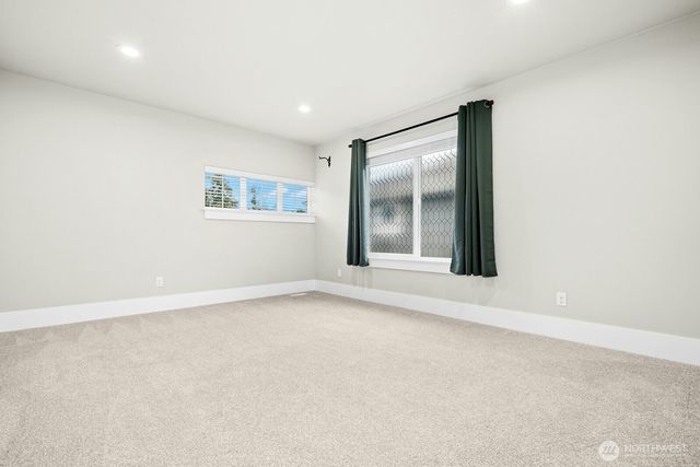 18817 175th Place SE, Renton, WA 98058