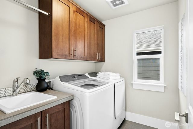 18817 175th Place SE, Renton, WA 98058