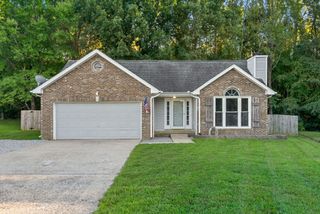 169 Shady Maple Dr, Clarksville, TN 37043