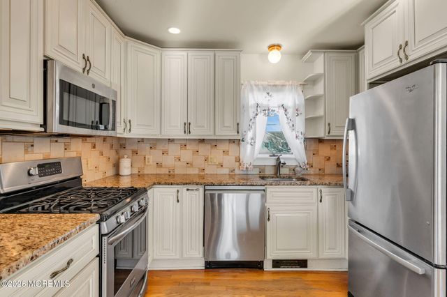 2116 Glenwood Drive, Point Pleasant, NJ 08742