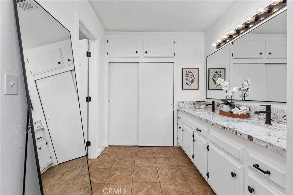 Image 32 of property listing at 4430 Crestview, Norco, CA 92860