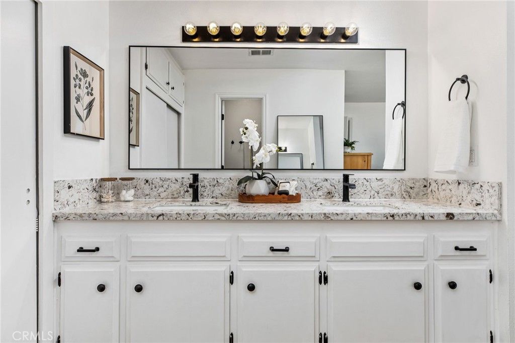 Image 34 of property listing at 4430 Crestview, Norco, CA 92860
