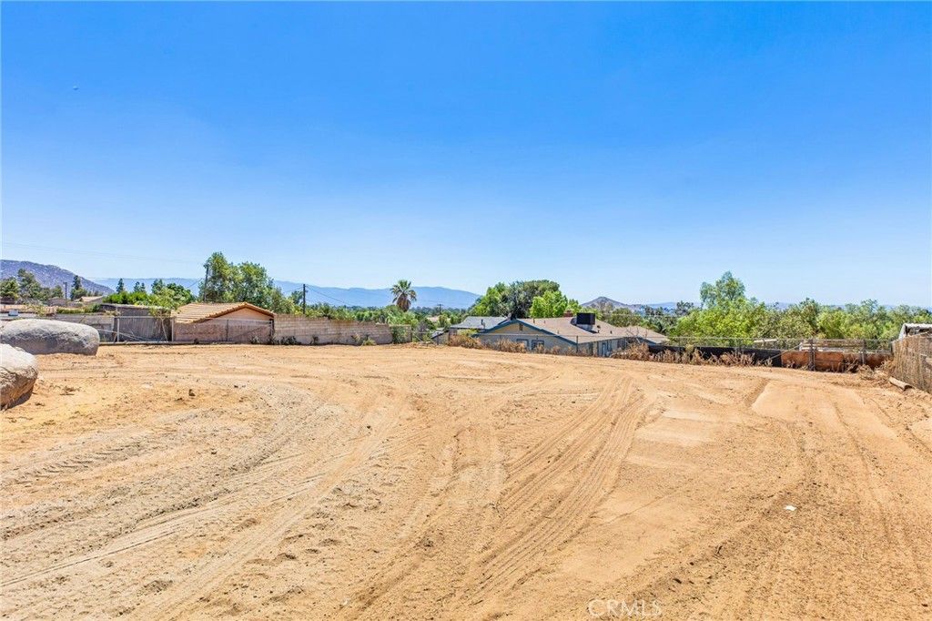 Image 53 of property listing at 4430 Crestview, Norco, CA 92860
