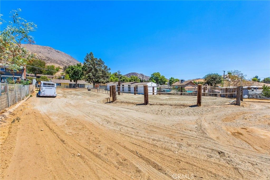 Image 54 of property listing at 4430 Crestview, Norco, CA 92860