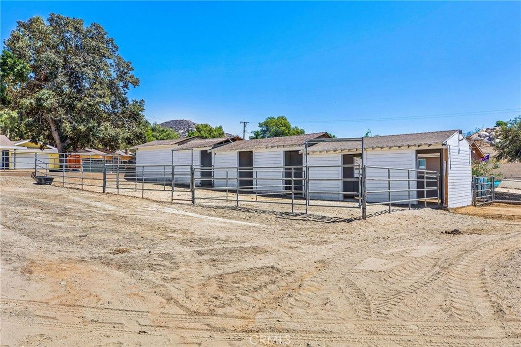 Image 55 of property listing at 4430 Crestview, Norco, CA 92860