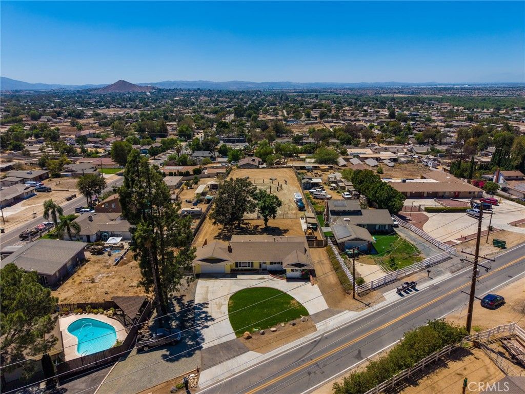 Image 58 of property listing at 4430 Crestview, Norco, CA 92860