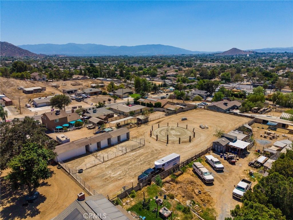 Image 63 of property listing at 4430 Crestview, Norco, CA 92860