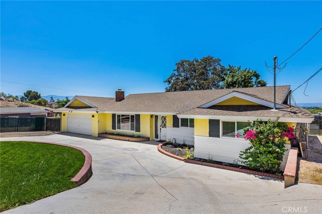 Image 8 of property listing at 4430 Crestview, Norco, CA 92860