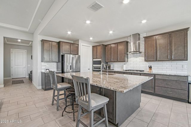 18559 W HIDDENVIEW Drive, Goodyear, AZ 85338