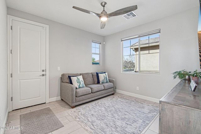 18559 W HIDDENVIEW Drive, Goodyear, AZ 85338