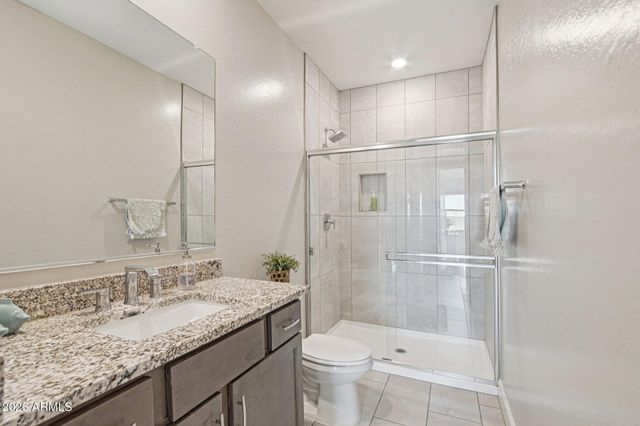 18559 W HIDDENVIEW Drive, Goodyear, AZ 85338