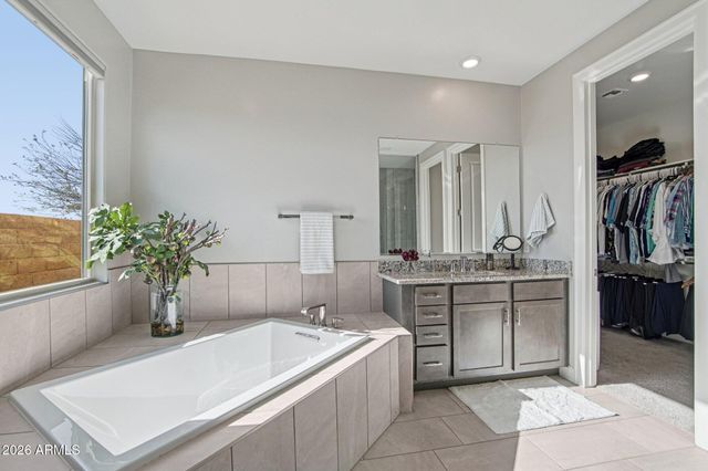 18559 W HIDDENVIEW Drive, Goodyear, AZ 85338