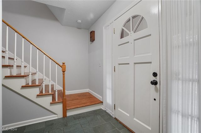 7069 Brightwood Drive, Concord, OH 44077