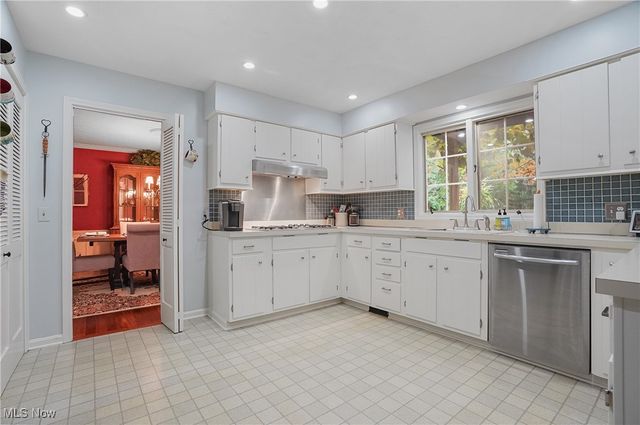 7069 Brightwood Drive, Concord, OH 44077